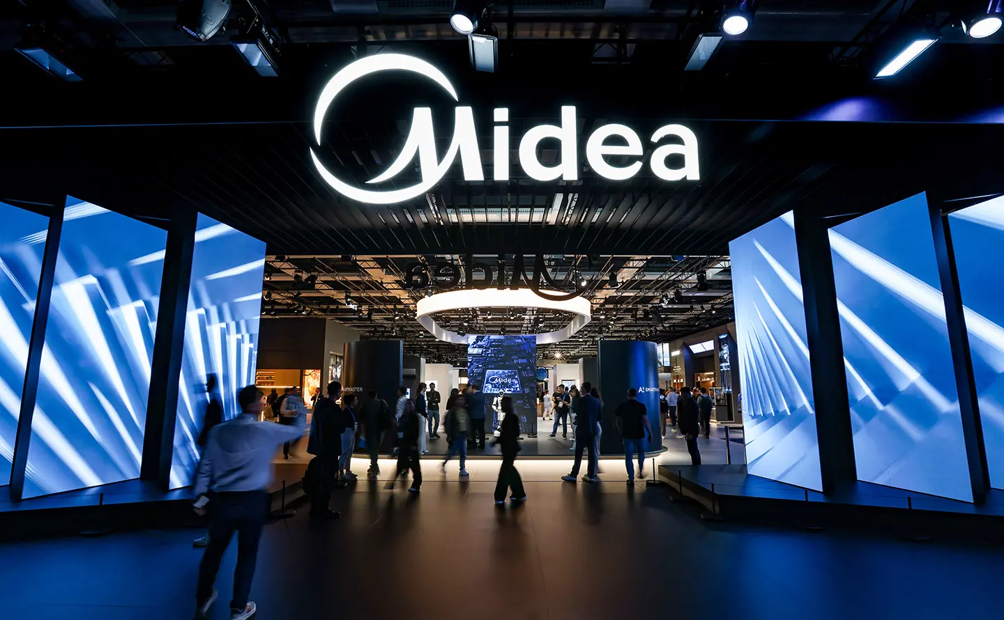 Midea Showcases 'Master Your Home' at IFA 2025 with Transformative Innovations
